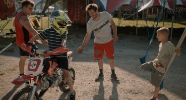 Ein Bild aus dem Film Zirkuskind